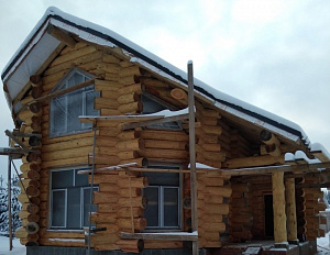 Дом из кедра, строительная компания