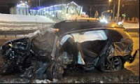На Московском проспекте иномарка влетела в отбойник