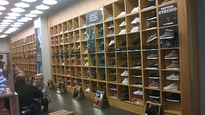Reebok, сеть магазинов спортивной одежды и обуви